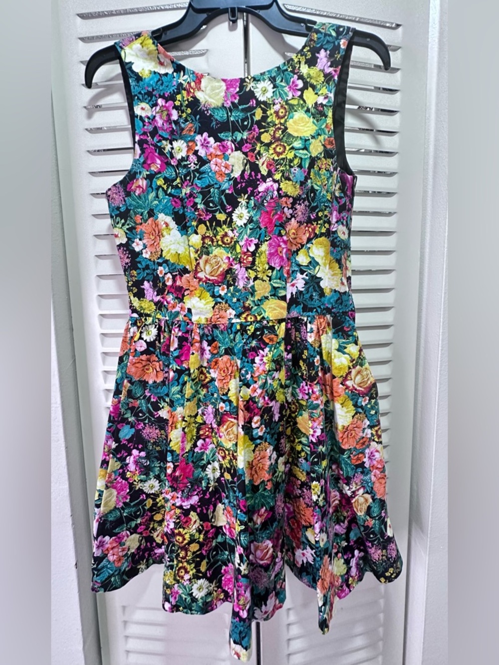 Zara ladies Floral Fit & Flare Dress in Black with Yellow, Pink & Teal Flowers